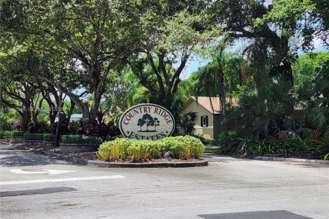 Casa en venta en Homestead, Florida, 4 dormitorios, 242.38 m2 № 2056711 - foto 20
