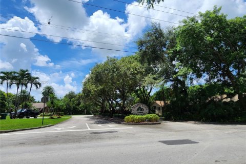 Casa en venta en Homestead, Florida, 4 dormitorios, 242.38 m2 № 2056711 - foto 21