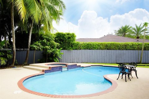Casa en venta en Homestead, Florida, 4 dormitorios, 242.38 m2 № 2056711 - foto 7