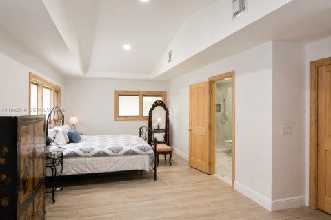 Casa en venta en Homestead, Florida, 4 dormitorios, 242.38 m2 № 2056711 - foto 16