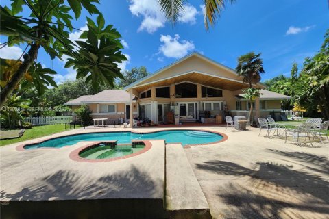 Casa en venta en Homestead, Florida, 4 dormitorios, 242.38 m2 № 2056711 - foto 6
