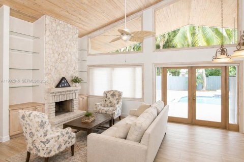 Casa en venta en Homestead, Florida, 4 dormitorios, 242.38 m2 № 2056711 - foto 13