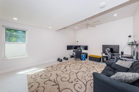 Casa en venta en Saint Petersburg, Florida, 4 dormitorios, 266.72 m2 № 2388215 - foto 24