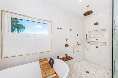 Casa en venta en Saint Petersburg, Florida, 4 dormitorios, 266.72 m2 № 2388215 - foto 22