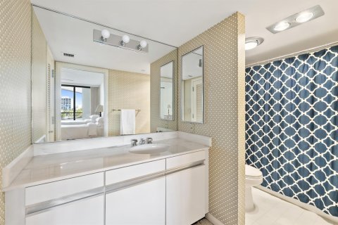 Condominio en venta en North Palm Beach, Florida, 2 dormitorios, 227.42 m2 № 2179616 - foto 11