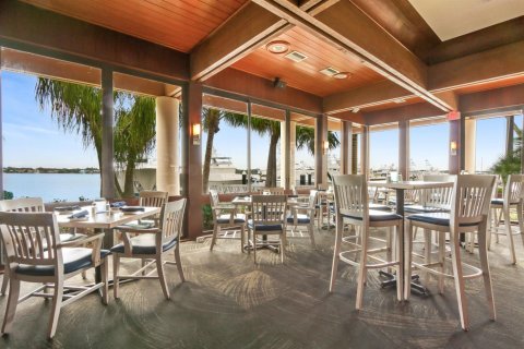 Condominio en venta en North Palm Beach, Florida, 2 dormitorios, 227.42 m2 № 2179616 - foto 26