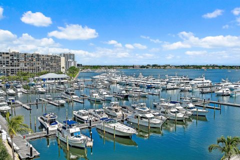 Condominio en venta en North Palm Beach, Florida, 2 dormitorios, 227.42 m2 № 2179616 - foto 6