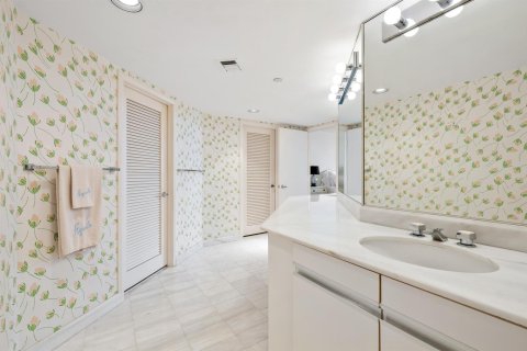 Condominio en venta en North Palm Beach, Florida, 2 dormitorios, 227.42 m2 № 2179616 - foto 8