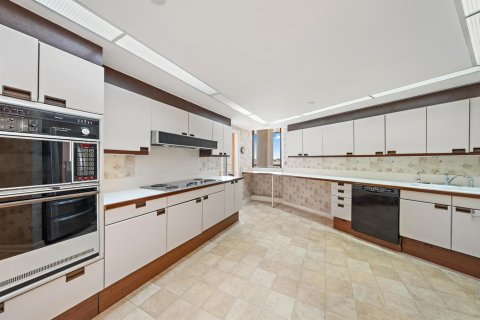 Condominio en venta en North Palm Beach, Florida, 2 dormitorios, 227.42 m2 № 2179616 - foto 13