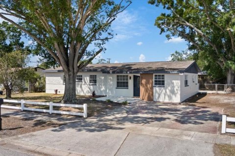 Villa ou maison à Oldsmar, Floride 4 chambres, 119.66 m2 № 2148226