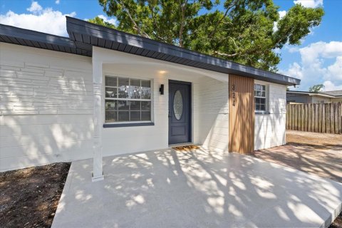 Villa ou maison à vendre à Oldsmar, Floride: 4 chambres, 119.66 m2 № 2148226 - photo 9