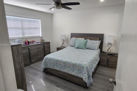 Condo in Sunrise, Florida, 2 bedrooms  № 1727194 - photo 25