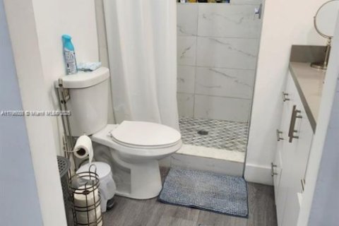 Condo in Sunrise, Florida, 2 bedrooms  № 1727194 - photo 16