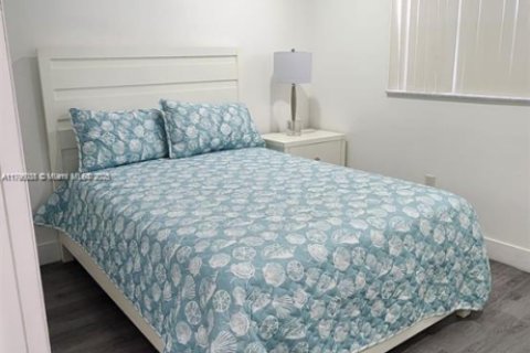 Condo in Sunrise, Florida, 2 bedrooms  № 1727194 - photo 22