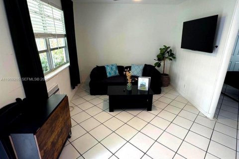 Apartment in Pompano Beach, Florida 1 bedroom, 50.17 sq.m. № 2080624 - photo 4