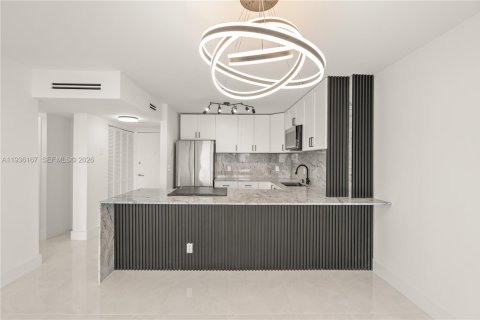 Copropriété à louer à Hallandale Beach, Floride: 1 chambre, 68.84 m2 № 1995886 - photo 8