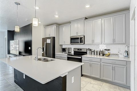 Casa en venta en Ocoee, Florida, 5 dormitorios, 220.18 m2 № 1723785 - foto 7