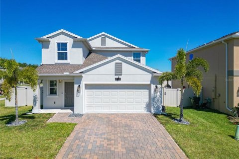 Casa en venta en Ocoee, Florida, 5 dormitorios, 220.18 m2 № 1723785 - foto 1