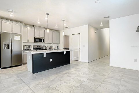 Casa en venta en Ocoee, Florida, 5 dormitorios, 220.18 m2 № 1723785 - foto 5