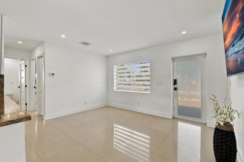 Casa en venta en West Palm Beach, Florida, 3 dormitorios, 99.5 m2 № 2432310 - foto 18