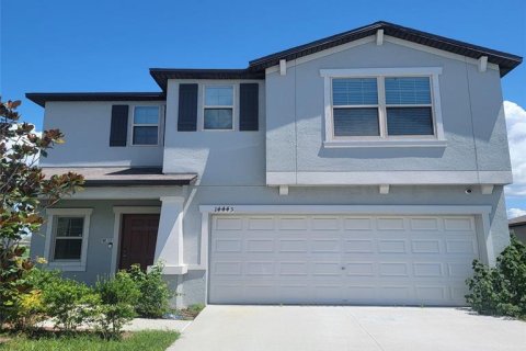 House in BELMONT in Sun City Center, Florida 6 bedrooms, 242.85 sq.m. № 1322571 - photo 1