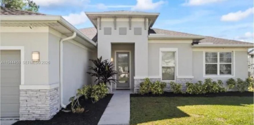 House in Palm Bay, Florida 3 bedrooms № 2001735