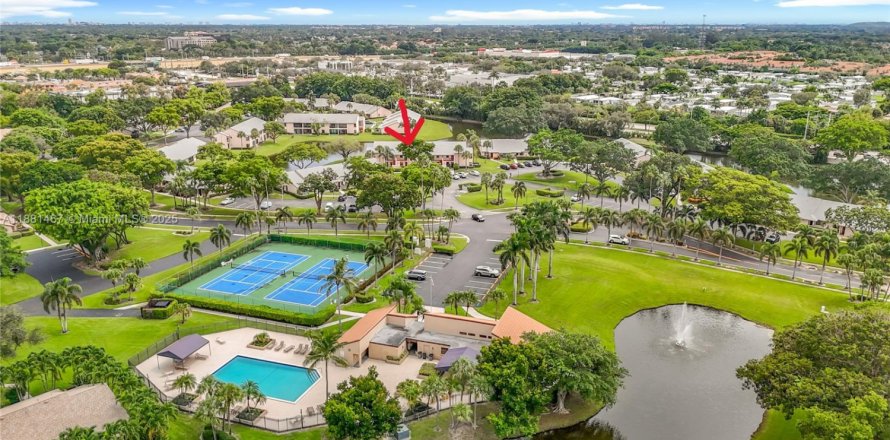 Condominio en Boca Raton, Florida, 2 dormitorios № 1924878