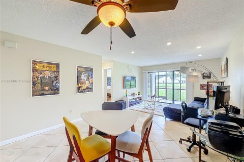 Condominio en venta en Boca Raton, Florida, 2 dormitorios, 90.58 m2 № 1924878 - foto 5