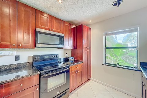 Condominio en venta en Boca Raton, Florida, 2 dormitorios, 90.58 m2 № 1924878 - foto 17