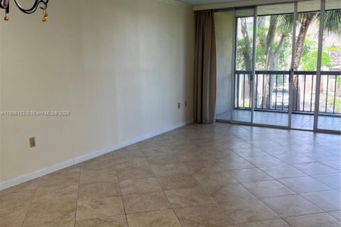 Condominio en alquiler en Miami, Florida, 1 dormitorio, 73.11 m2 № 1948668 - foto 13