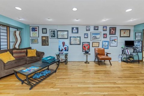 Immobilier commercial à louer à Largo, Floride: 951.41 m2 № 2435031 - photo 23