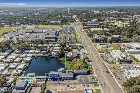 Immobilier commercial à louer à Largo, Floride: 951.41 m2 № 2435031 - photo 9