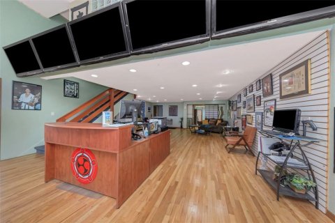 Immobilier commercial à louer à Largo, Floride: 951.41 m2 № 2435031 - photo 29