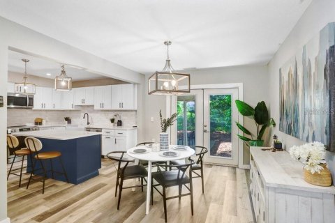 Casa en alquiler en Tampa, Florida, 4 dormitorios, 191.29 m2 № 1852938 - foto 3