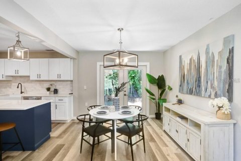 Casa en alquiler en Tampa, Florida, 4 dormitorios, 191.29 m2 № 1852938 - foto 5