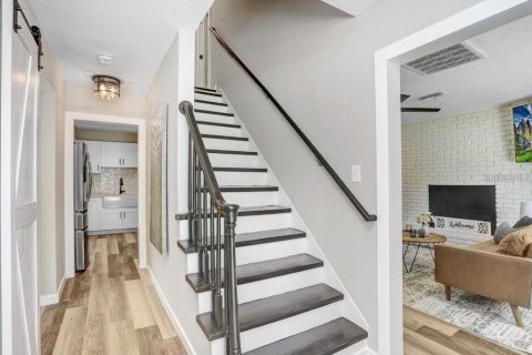 Casa en alquiler en Tampa, Florida, 4 dormitorios, 191.29 m2 № 1852938 - foto 11