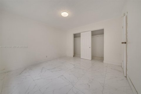 Copropriété à vendre à Miami Beach, Floride: 1 chambre, 58.53 m2 № 2089845 - photo 10