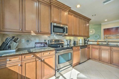 Condo in Four Corners, Florida, 3 bedrooms  № 1805205 - photo 8