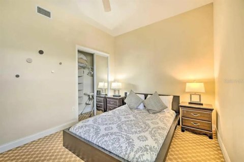 Condo in Four Corners, Florida, 3 bedrooms  № 1805205 - photo 22