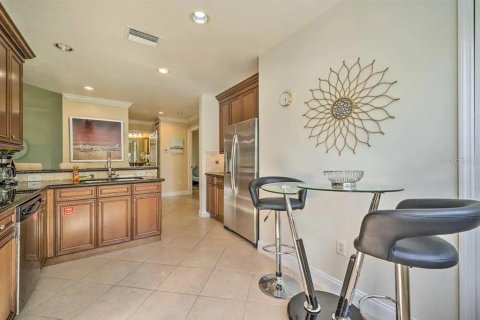 Condo in Four Corners, Florida, 3 bedrooms  № 1805205 - photo 6