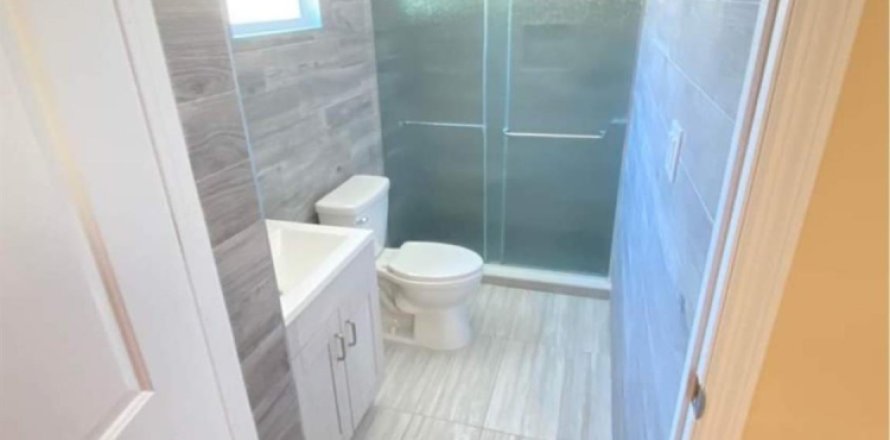 Casa en Pompano Beach, Florida 2 dormitorios, 103.49 m2 № 1221206