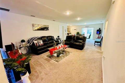 Casa en alquiler en Haines City, Florida, 4 dormitorios, 166.39 m2 № 1879684 - foto 2