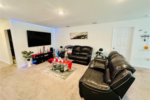 Casa en alquiler en Haines City, Florida, 4 dormitorios, 166.39 m2 № 1879684 - foto 3