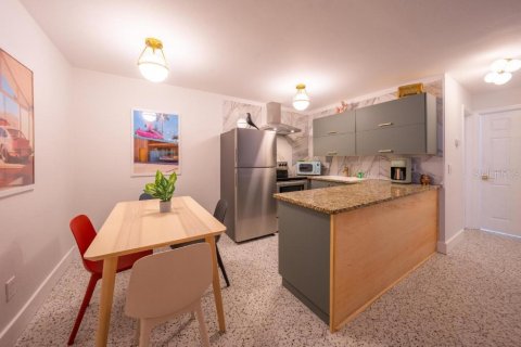 Hotel en venta en Clearwater, Florida, 1710.52 m2 № 1580244 - foto 4