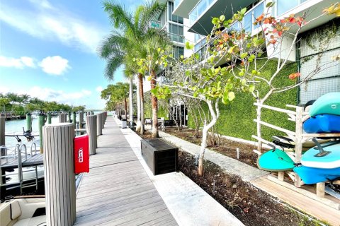 Condo in Bay Harbor Islands, Florida, 2 bedrooms  № 2075383 - photo 26