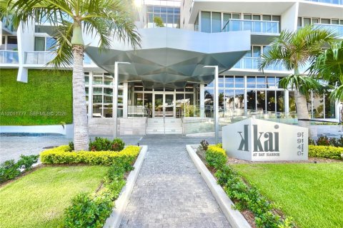Condo in Bay Harbor Islands, Florida, 2 bedrooms  № 2075383 - photo 17