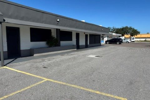 Immobilier commercial à vendre à Sarasota, Floride: 476.12 m2 № 2429303 - photo 9