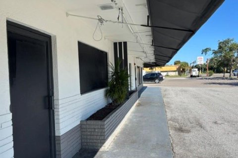 Immobilier commercial à vendre à Sarasota, Floride: 476.12 m2 № 2429303 - photo 29