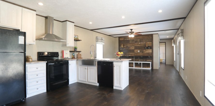 House in Mossy Head, Florida 3 bedrooms, 107.4 sq.m. № 590063