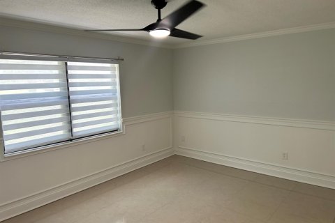 Condo in West Palm Beach, Florida, 2 bedrooms № 2192151 - photo 15